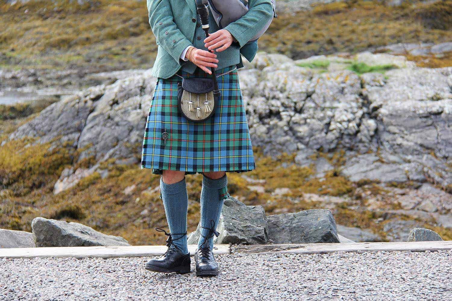 casual kilt wearing